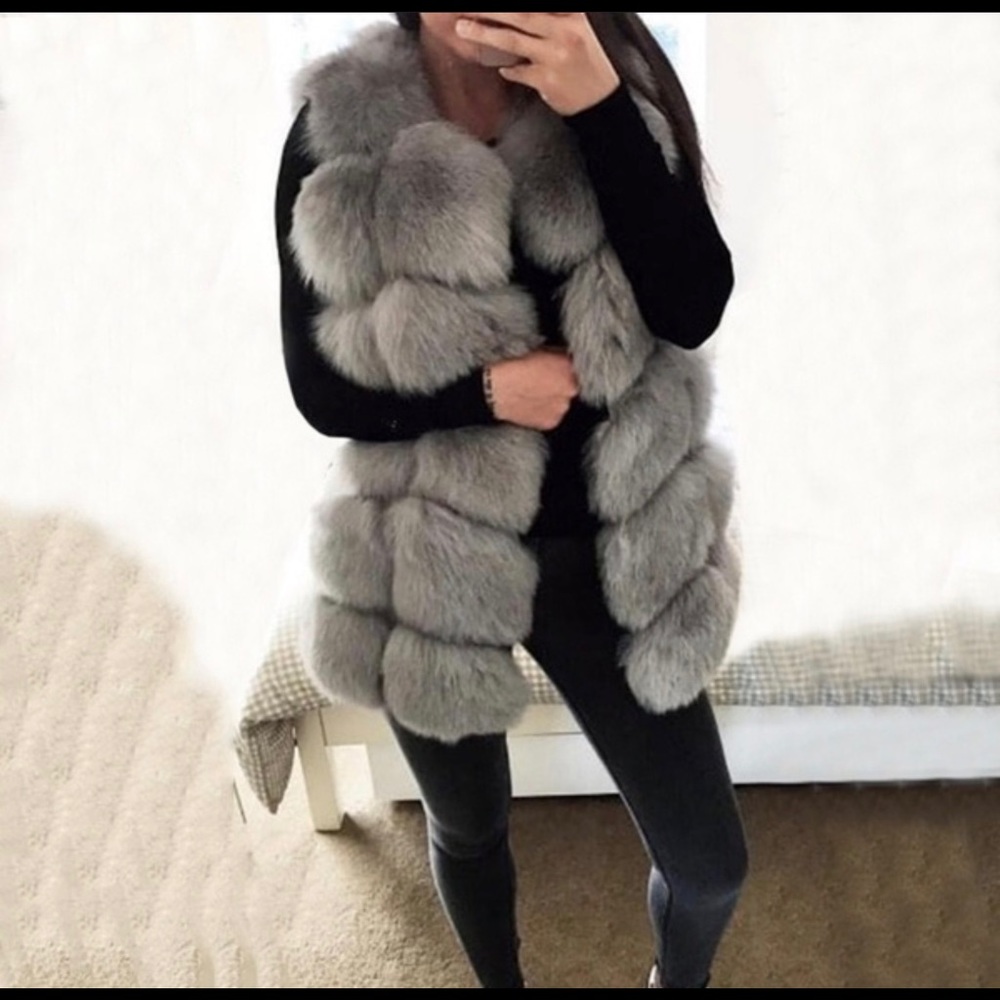 Faux Fur vest - Picture 3 of 3